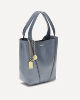 | Base Blu