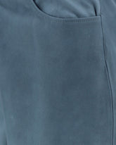 | Base Blu