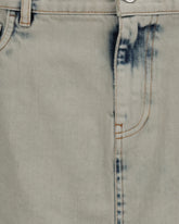 | Base Blu