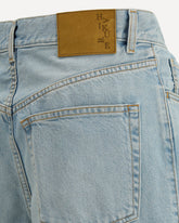 | Base Blu