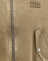 | Base Blu