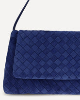 | Base Blu