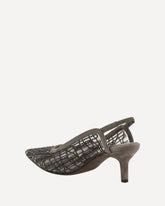 Pumps with iconic embellishments - BROWN | Base Blu