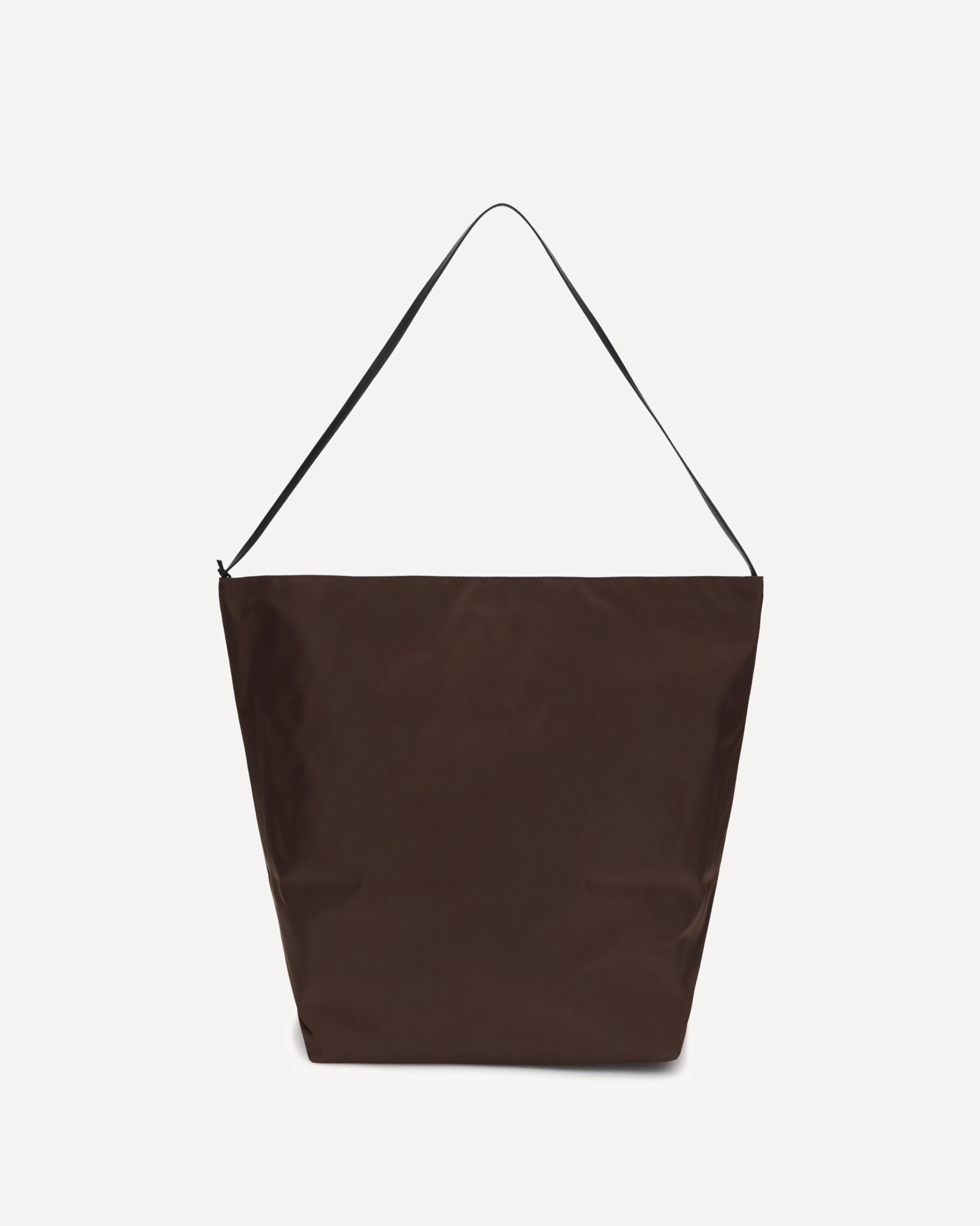 VALESQUE Nylon Bucket Bag BLACK | Base Blu
