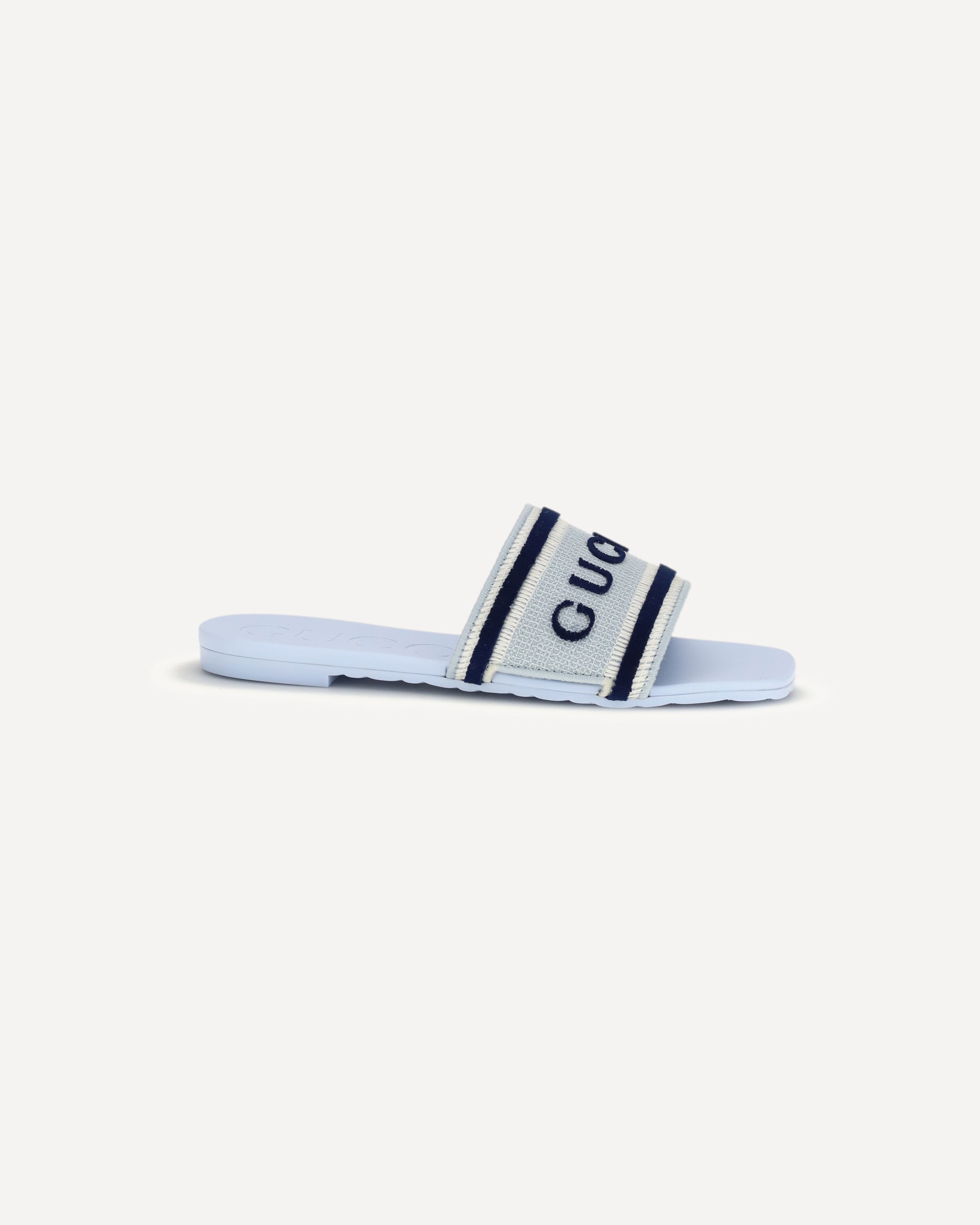 GUCCI Rubber slide Sandals LIGHT BLUE | Base Blu