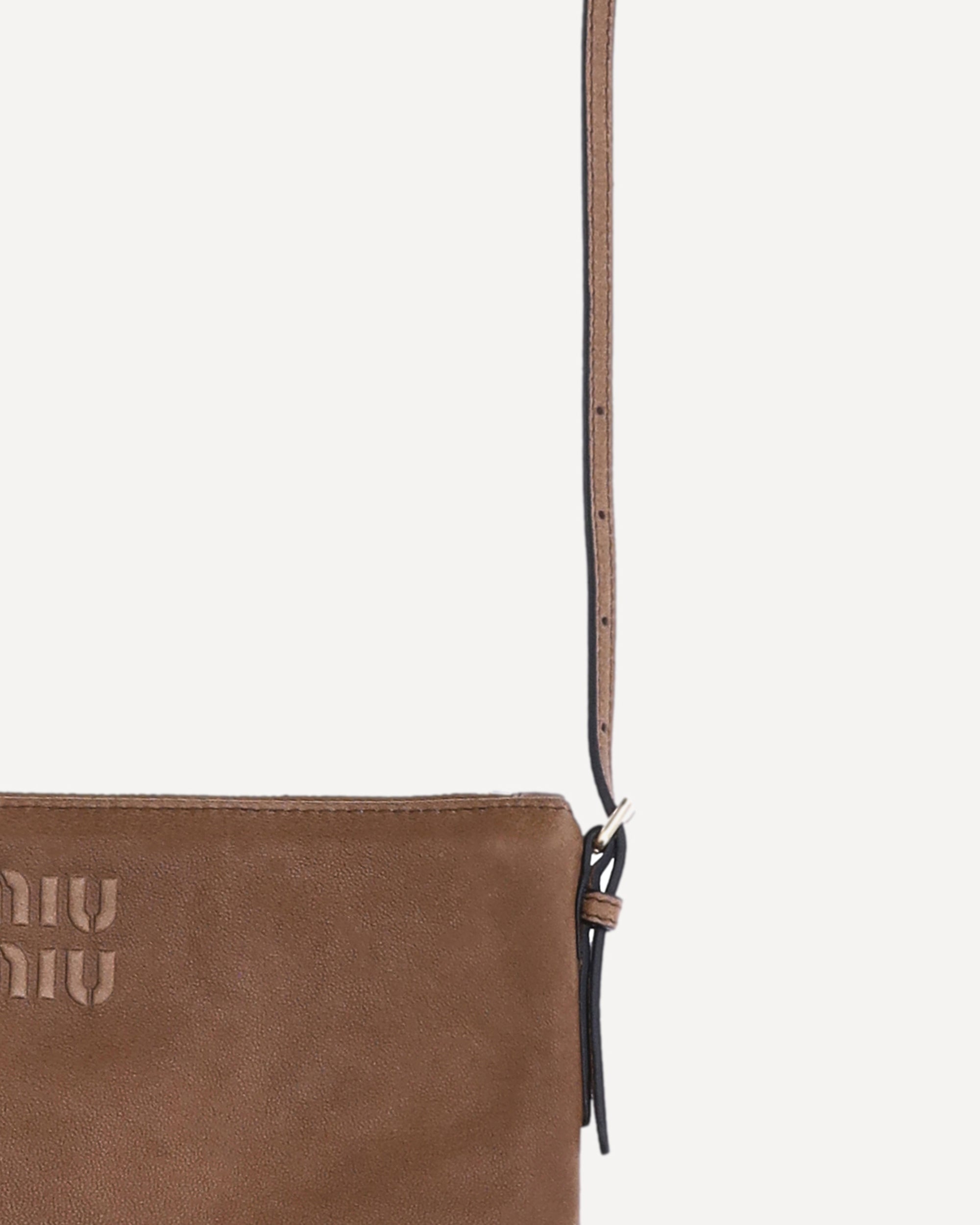 MIU MIU Leather Pouch BROWN | Base Blu