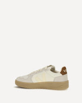 Sneakers V-82 - BEIGE | Base Blu