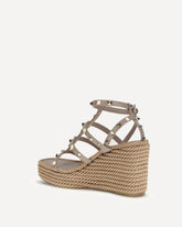 Rockstud Torchon 95 Wedges - BEIGE | Base Blu