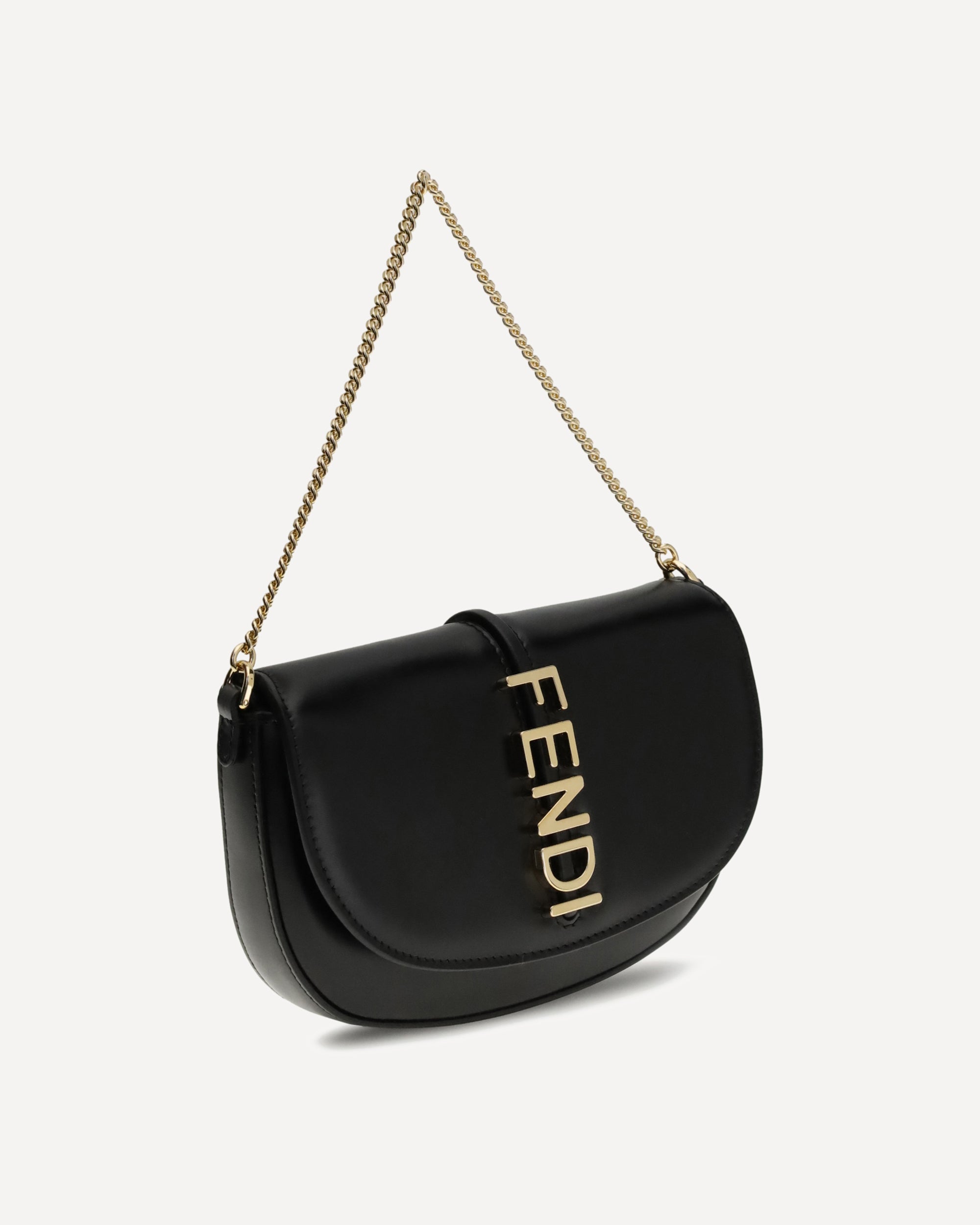 2F02FB62-04E8-48C2-9B40-