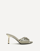 Sandals with the triangular logo - SILVER | Base Blu