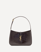 5 À 7 Shoulder Bag in crocodile-embossed patent leather - BORDEAUX | Base Blu