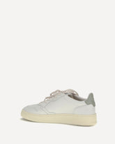 Medalist Low Sneakers - WHITE | Base Blu