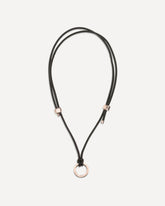 Cordino porta occhiali in pelle con monile - MARRONE | Base Blu