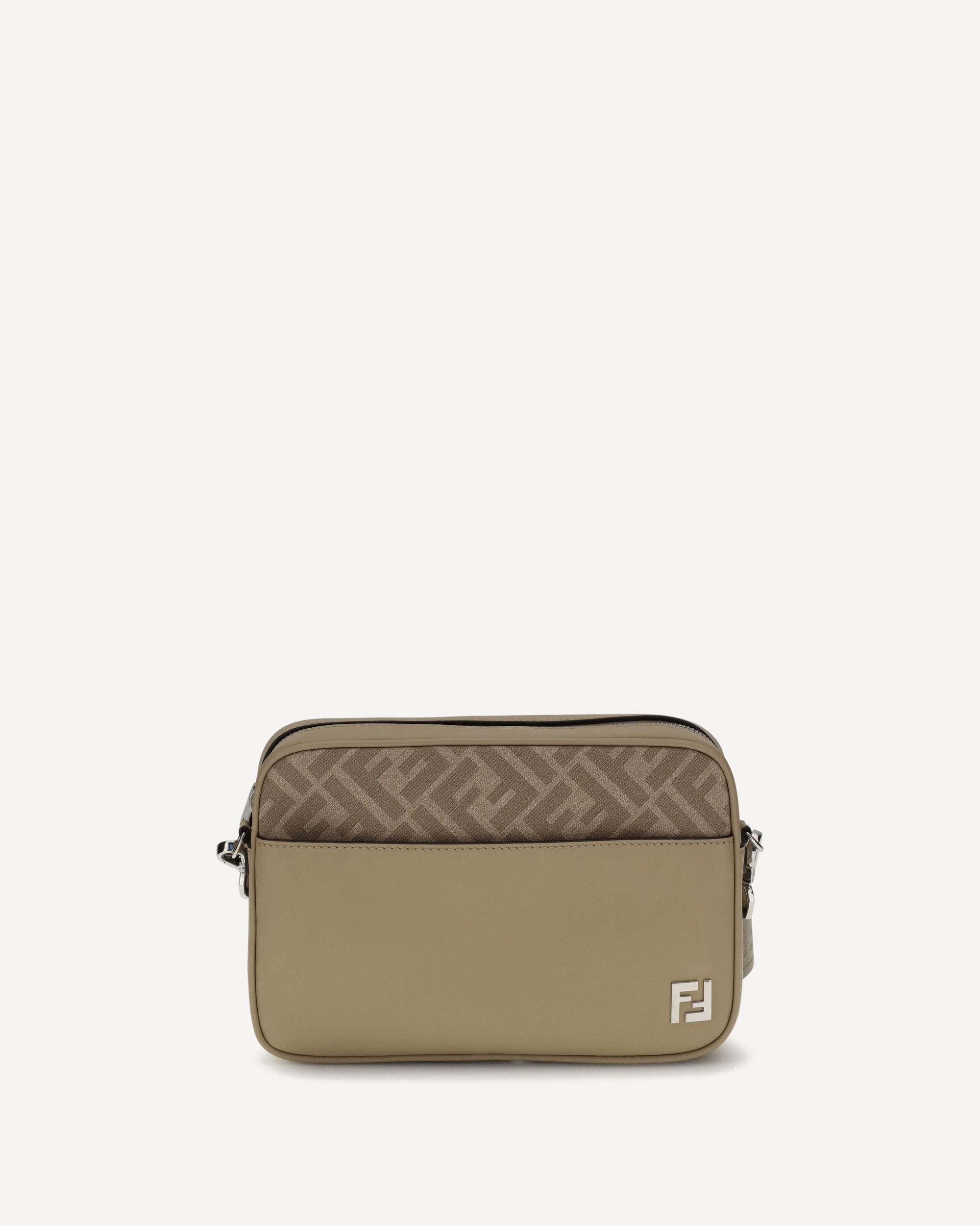 バッグ FENDI CAMERA CASE MEDIUM MEN FENDI BROWN LEATHER CAMERA CASE MEDIUM