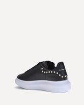 Stud leather Sneakers - BLACK | Base Blu