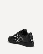 Low-Top Sneakers - BLACK | Base Blu