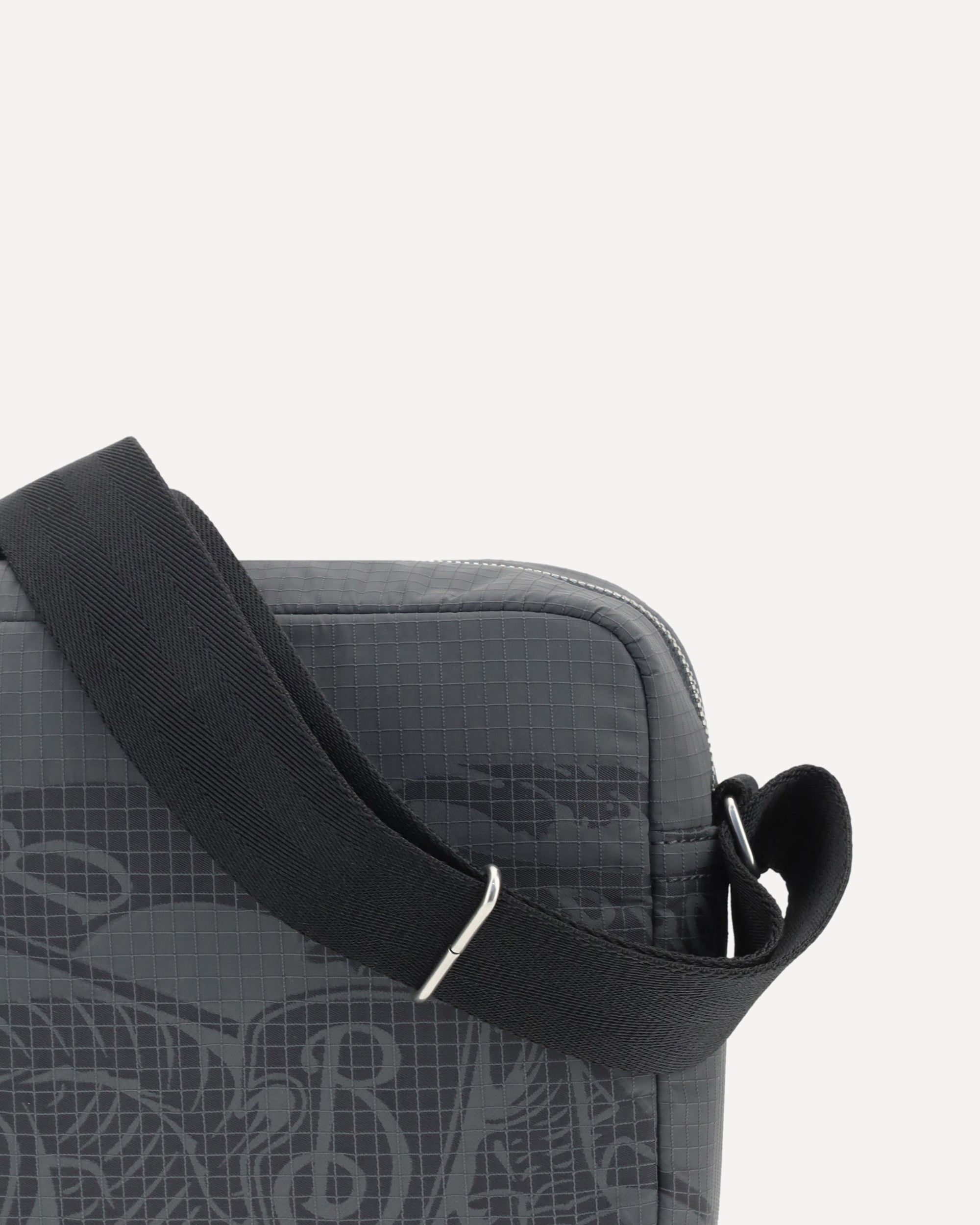 BURBERRY Windbreaker Shoulder Bag GREY | Base Blu