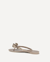 PM Thong Rockstud Sandal - BEIGE | Base Blu