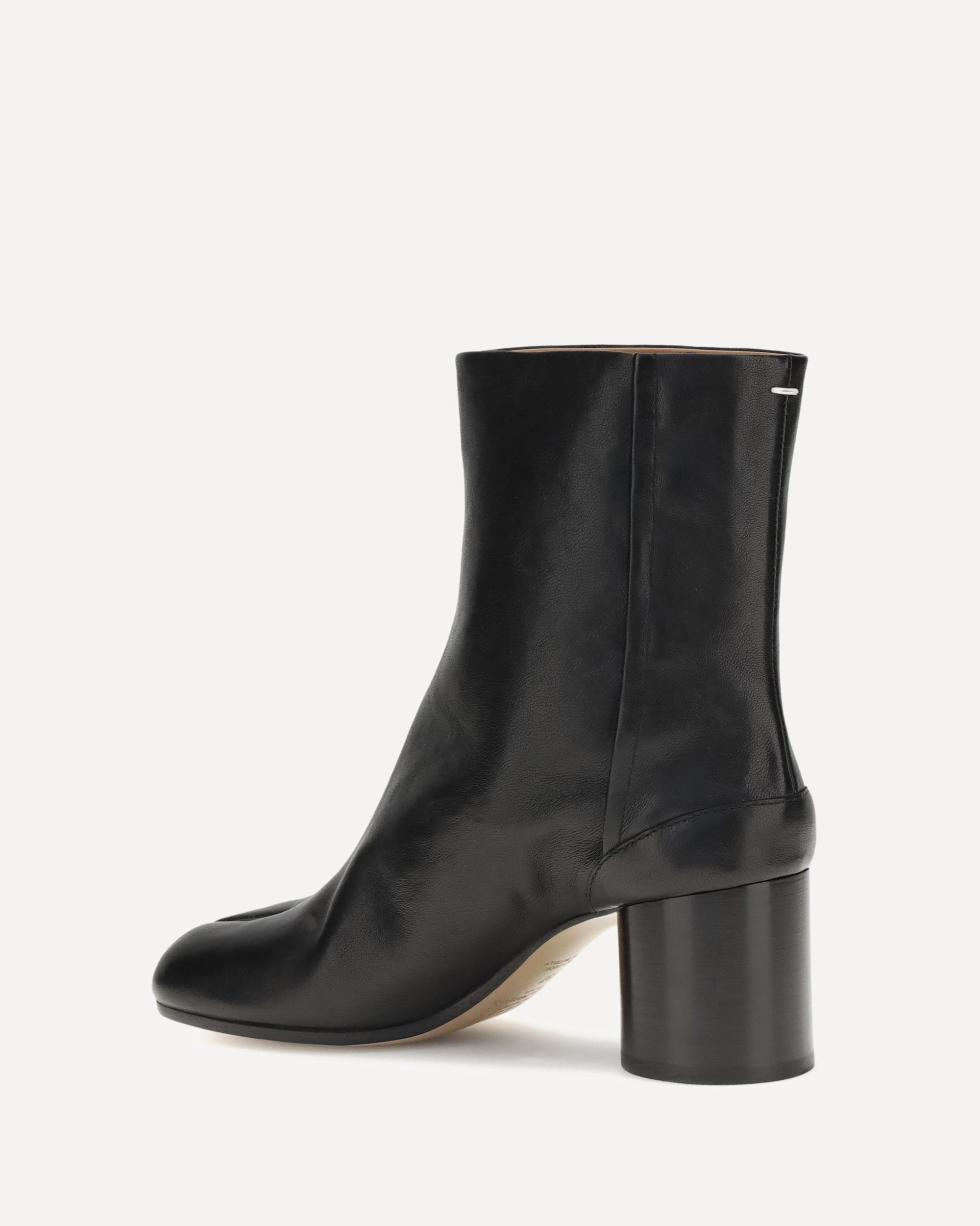 MARGIELA Tabi Ankle Boots BLACK | Base Blu