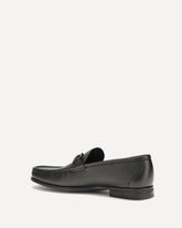 Mocassini con morsetto Gancini - NERO | Base Blu