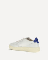 Medalist Low Sneakers - WHITE | Base Blu