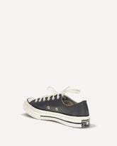 Chuck 70 low Sneakers - BLACK | Base Blu