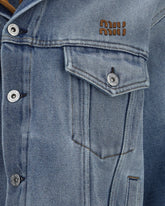  | Base Blu