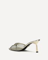 Sandals with the triangular logo - SILVER | Base Blu