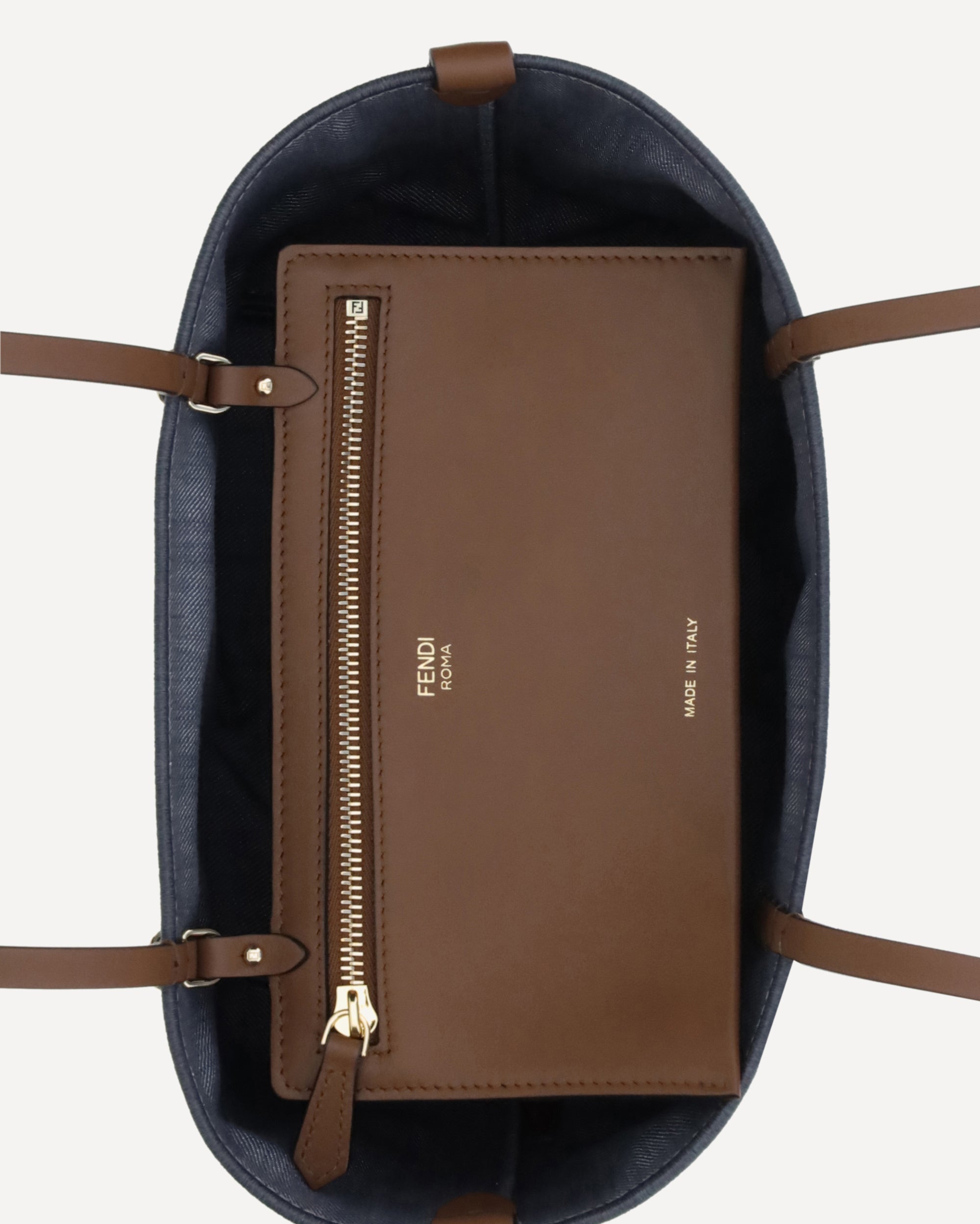 Fendi マザーズバッグ ダークブルー ブラウン FENDI Small Roll Reversible Tote Bag BLUE | Base Blu