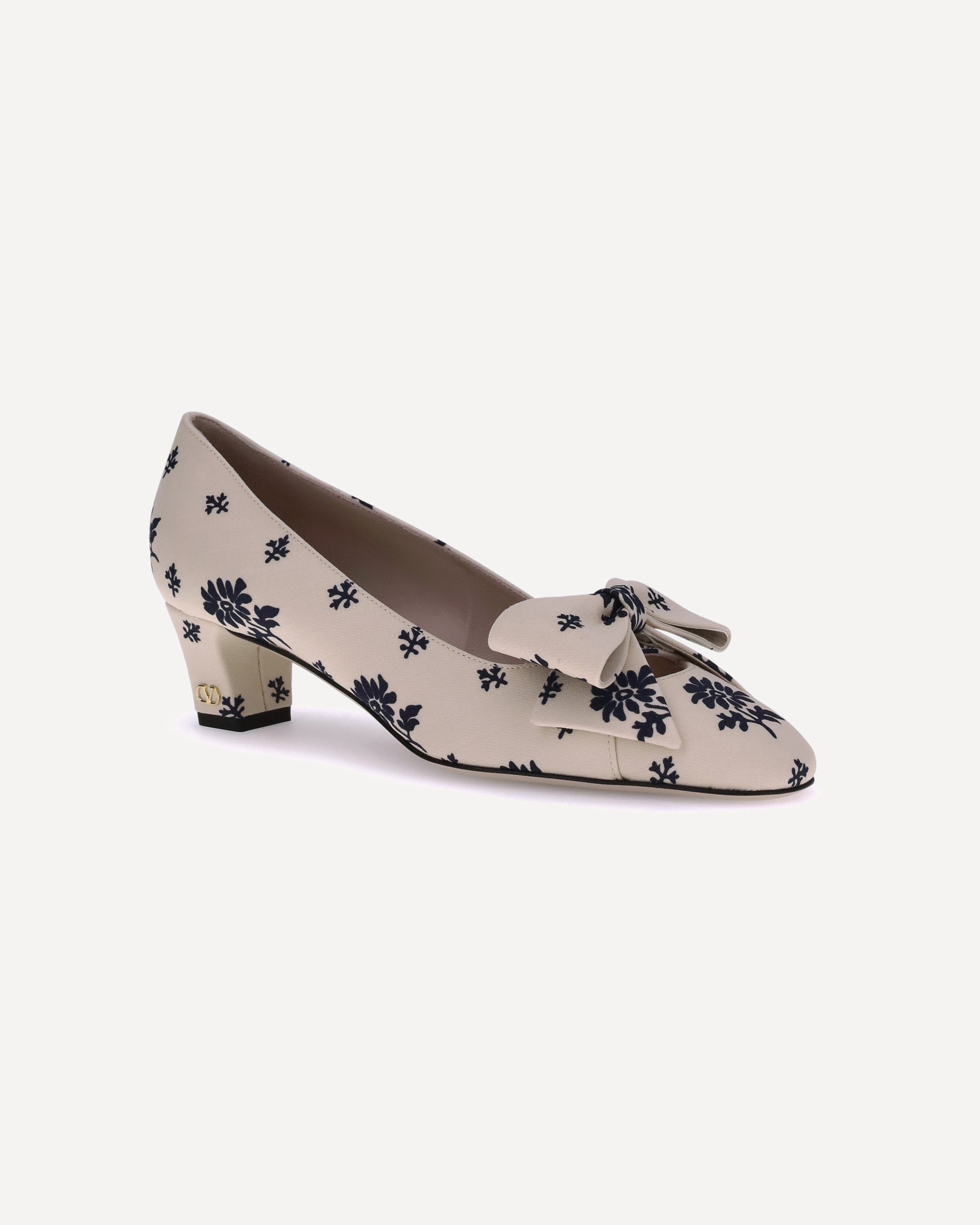 VALENTINO GARAVANI ハイヒール フラワー ビーズ 37 Valentino Garavani Red Flower Sandals (EU 37) – Ciao Kasia